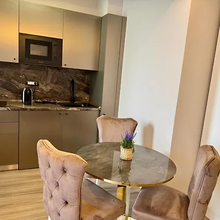 ホテル Avangarde Sea Luxury 4*